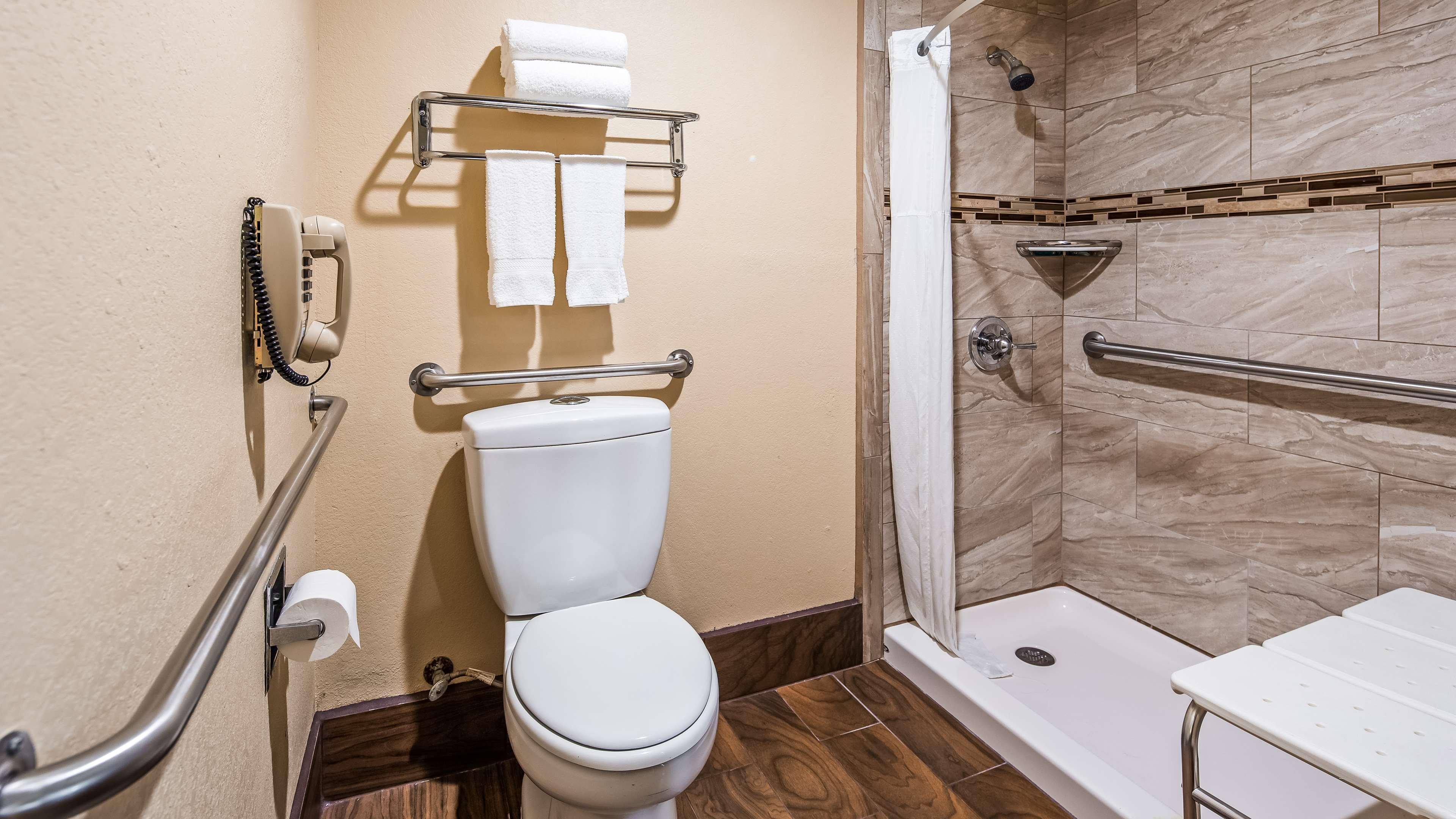 Surestay Plus Hotel By Best Western Kearney Exterior photo