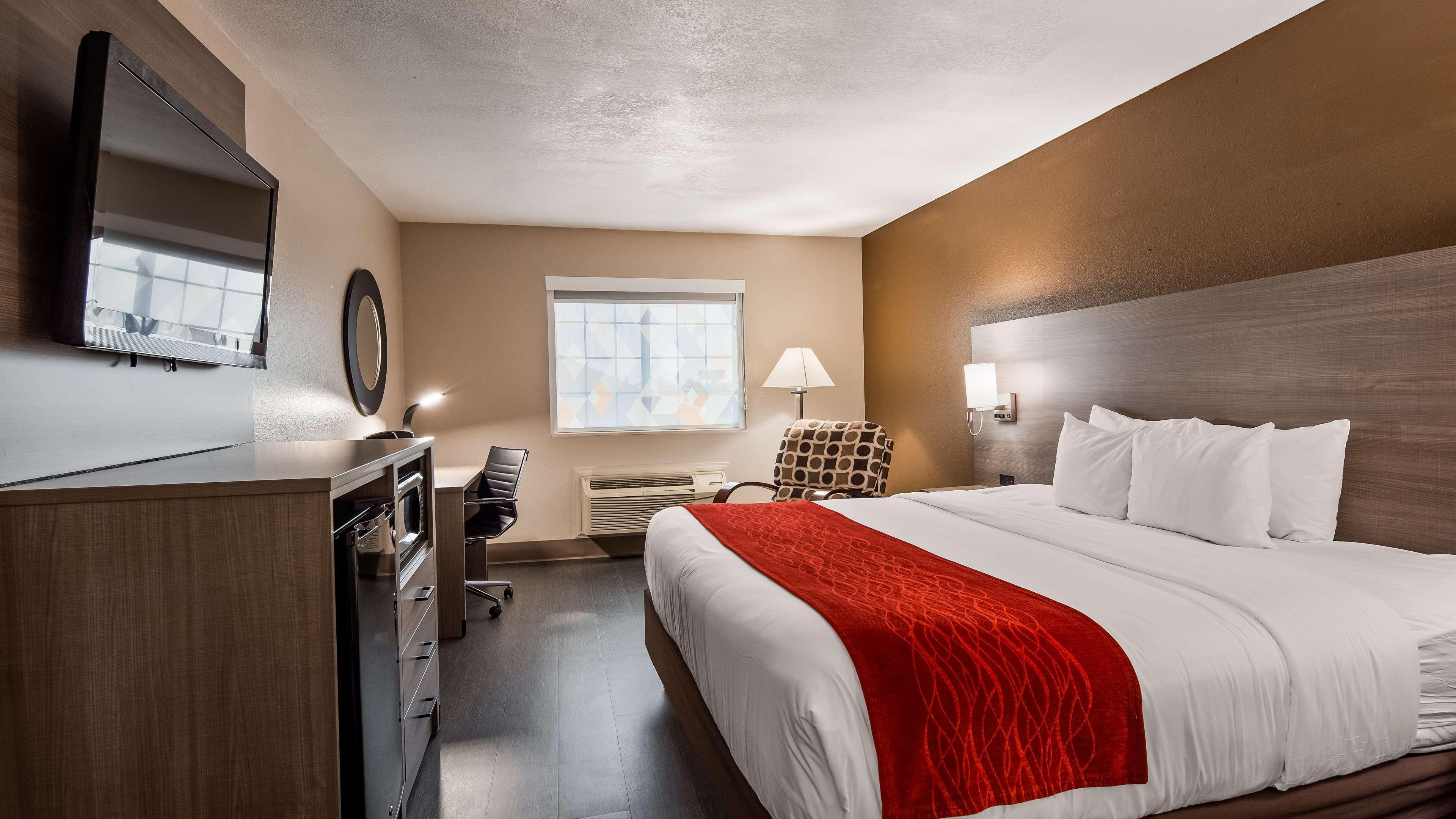 Surestay Plus Hotel By Best Western Kearney Exterior photo